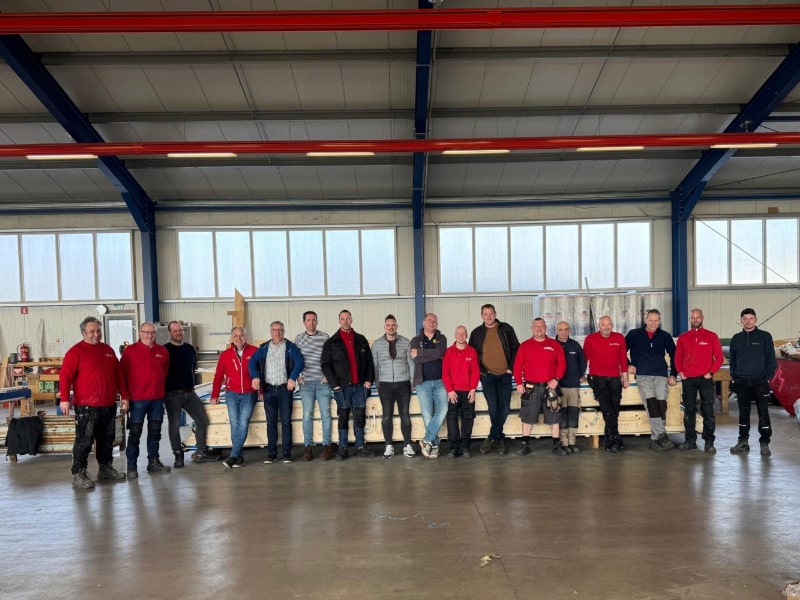 Het team van De kroon Prefab